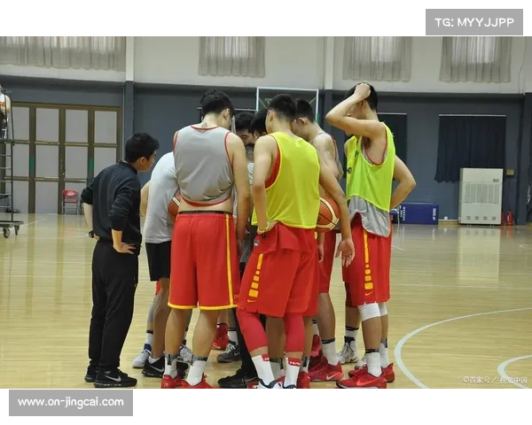 勇士骑士对决亮点，残阵出战展现团队篮球魅力